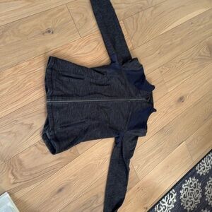 Lululemon navy jacket size 8 ￼